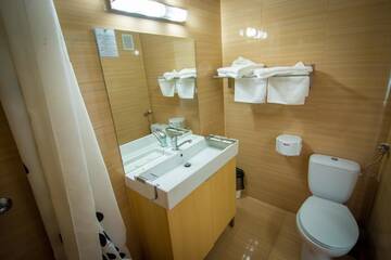 Фото номера Двухместный номер «Комфорт» с 2 отдельными кроватями Отель Hotel Opal г. Юпитер 3